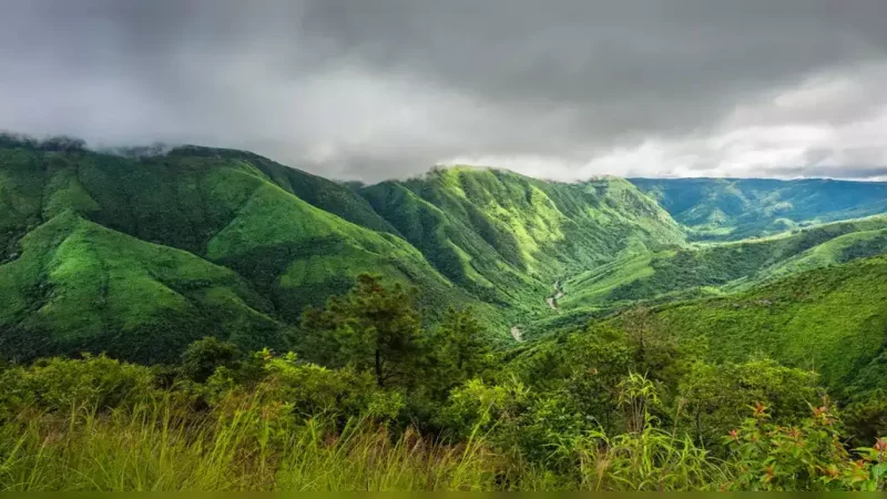 Breathtaking Beauty of Laitlum Canyons in Meghalaya