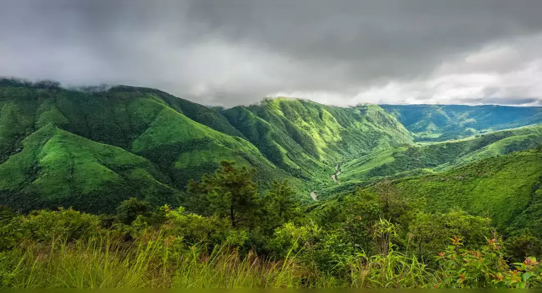 Breathtaking Beauty of Laitlum Canyons in Meghalaya