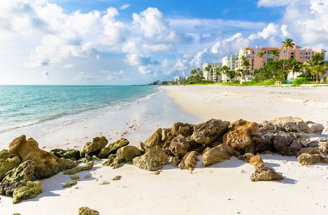 Hidden Beaches and Charming Towns of the Gulf Coast”