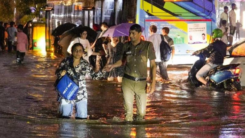 Delhi: Over 100mm Rain Recorded Overnight, Yellow Alert Issued”