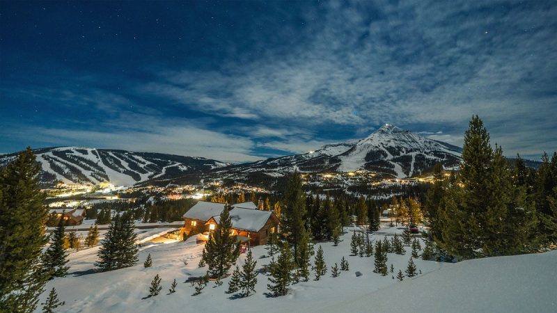 Winter Escapes in the U.S. for a Dreamy Holiday Getaway”