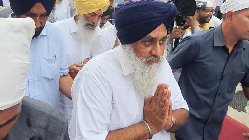 Man Attempts to Shoot Sukhbir Badal at Golden Temple, Arrested”