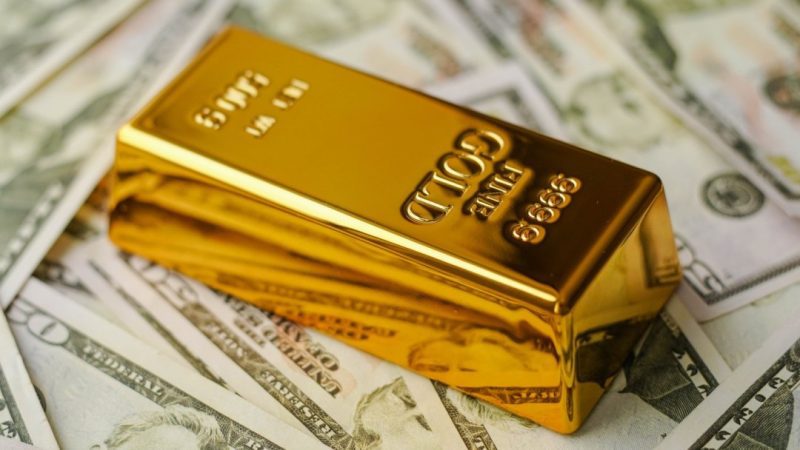 Gold & Silver Daily Forecast: Will Gold Hold $2,740 Support?