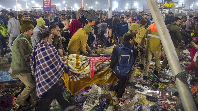 “President Murmu Mourns Tragic Stampede At Maha Kumbh”