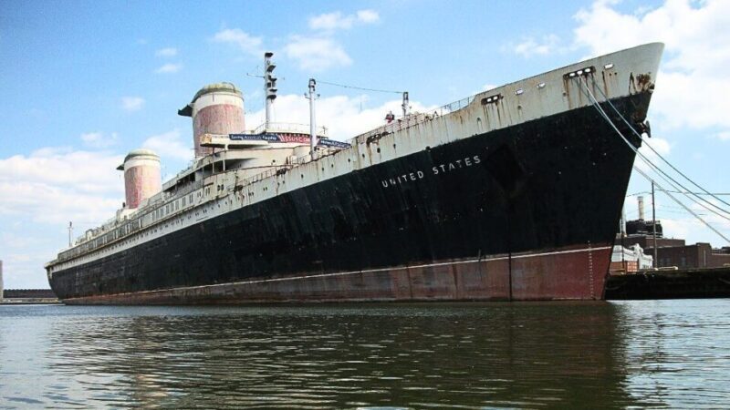 “1950s Ocean Liner To Sink As Largest Artificial Reef”